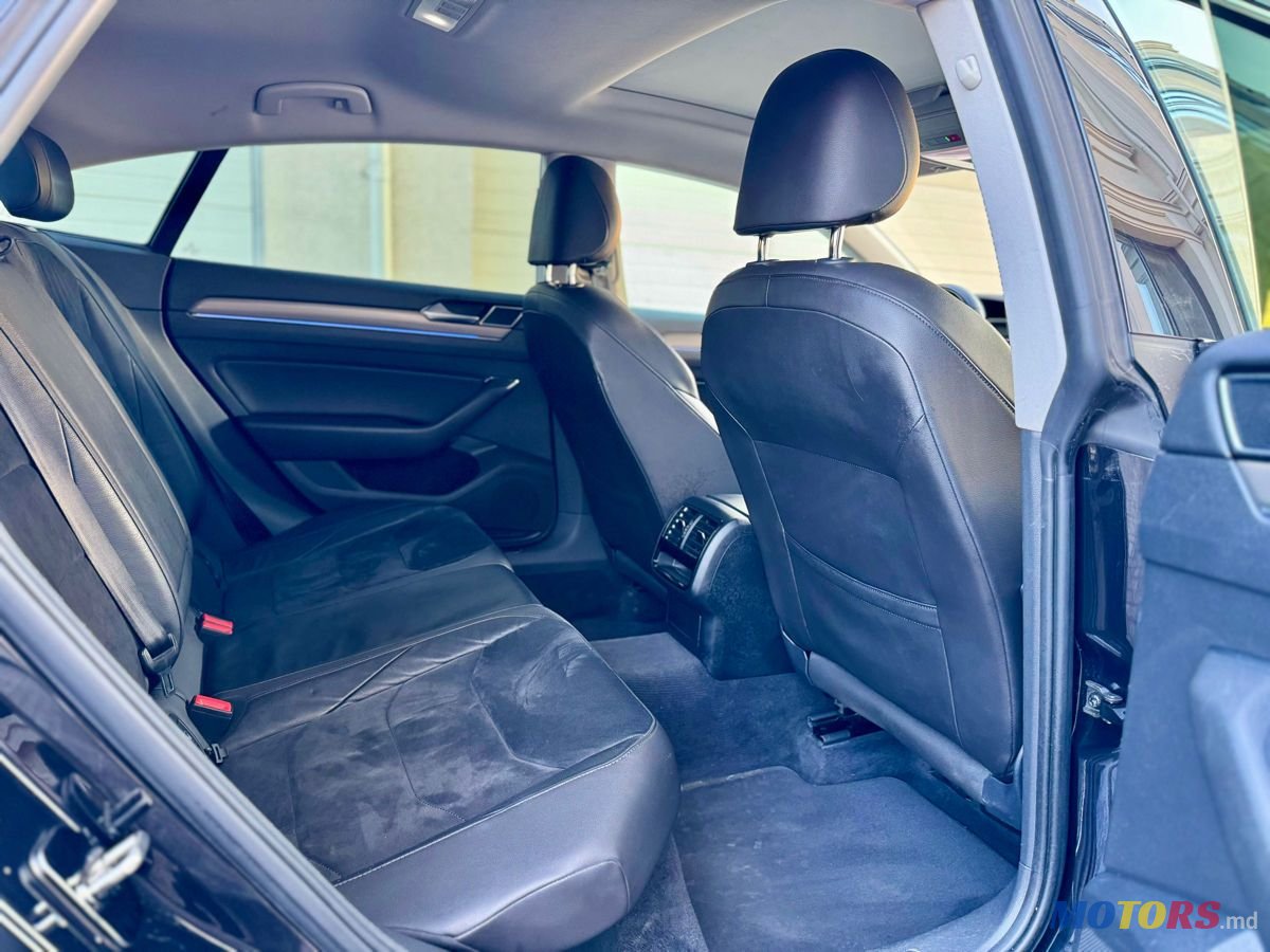 2019' Volkswagen Arteon photo #6