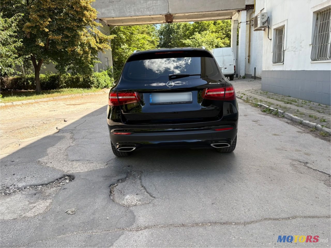 2017' Mercedes-Benz GLC photo #5