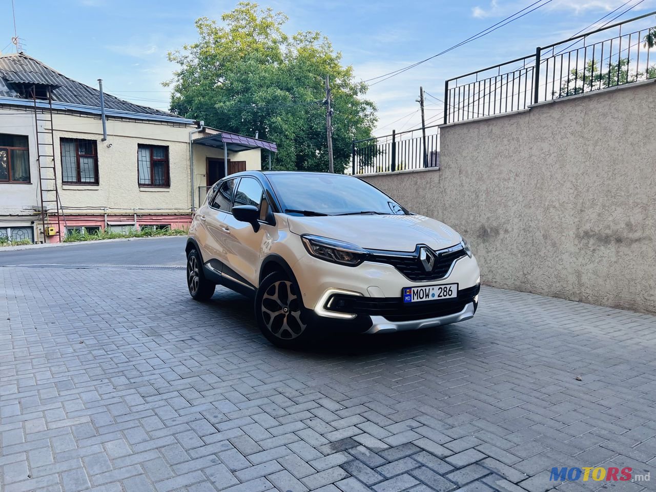 2017' Renault Captur photo #1