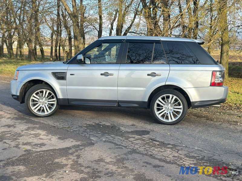 2010' Land Rover Range Rover Sport photo #3