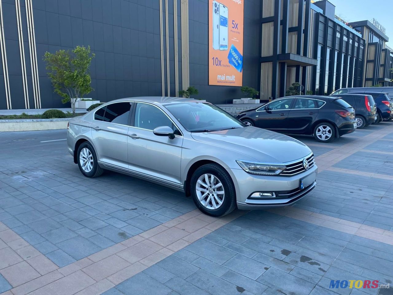 2016' Volkswagen Passat photo #1