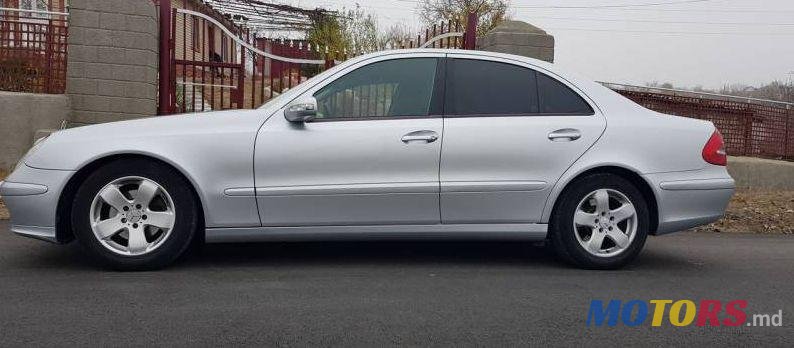 2005' Mercedes-Benz E photo #1