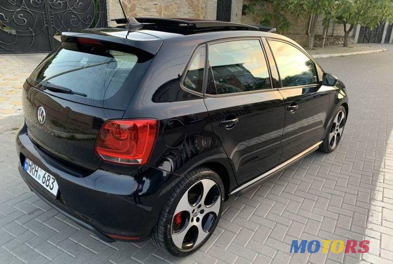 2010' Volkswagen Polo photo #1