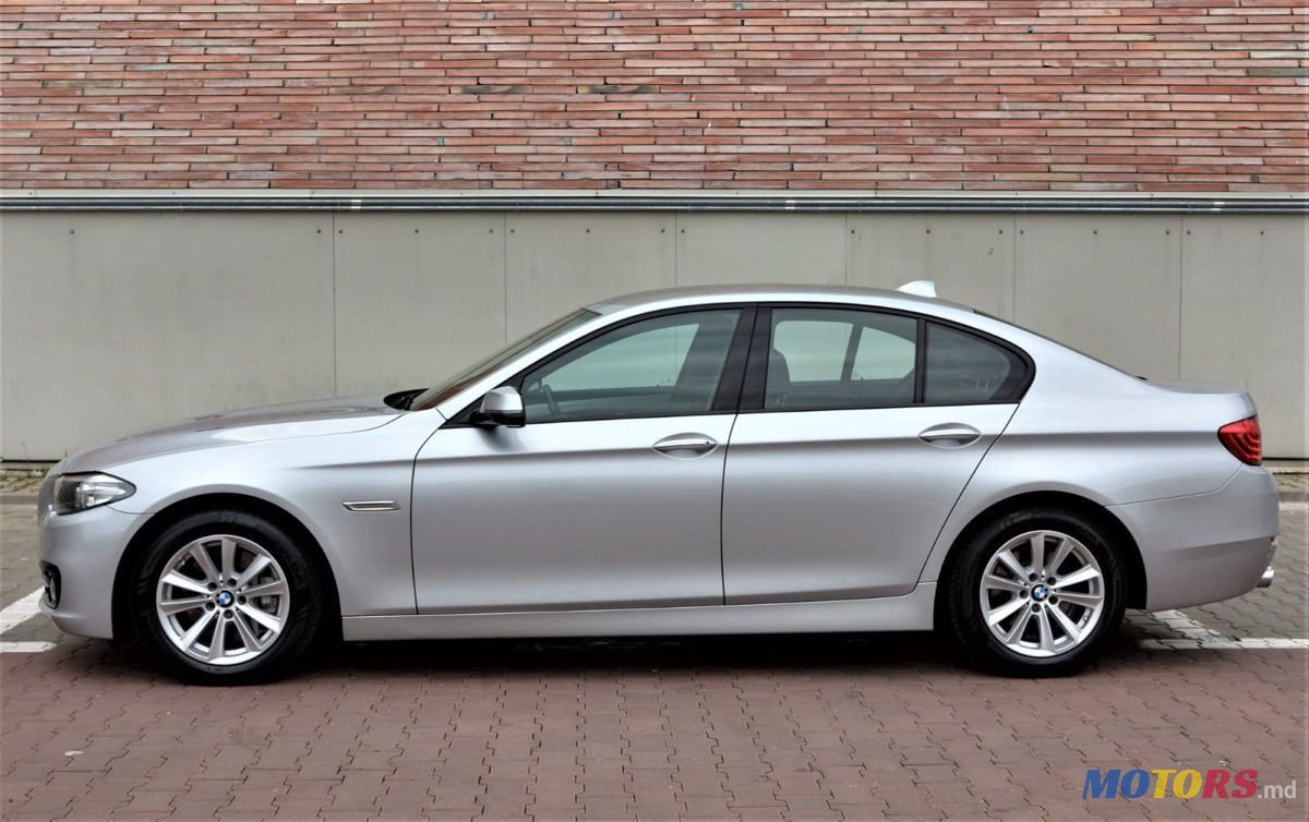 2015' BMW 5 Series photo #2