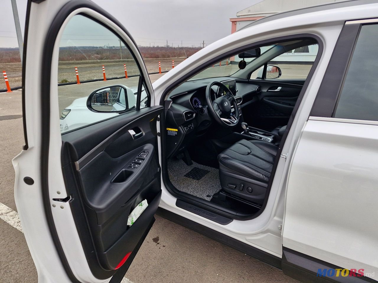 2018' Hyundai Santa Fe photo #6