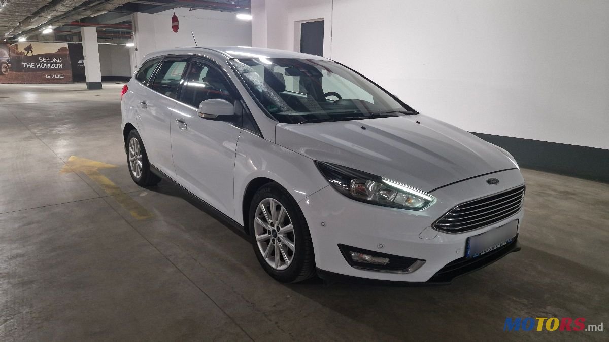 2017' Ford Focus photo #4