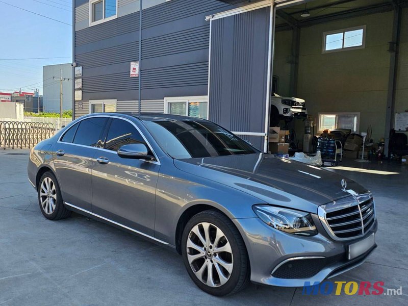 2019' Mercedes-Benz E-Class photo #3