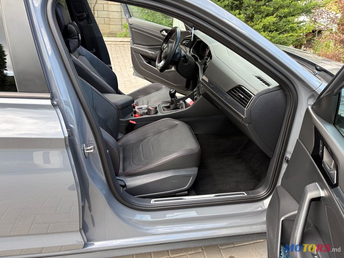 2019' Volkswagen Jetta photo #6
