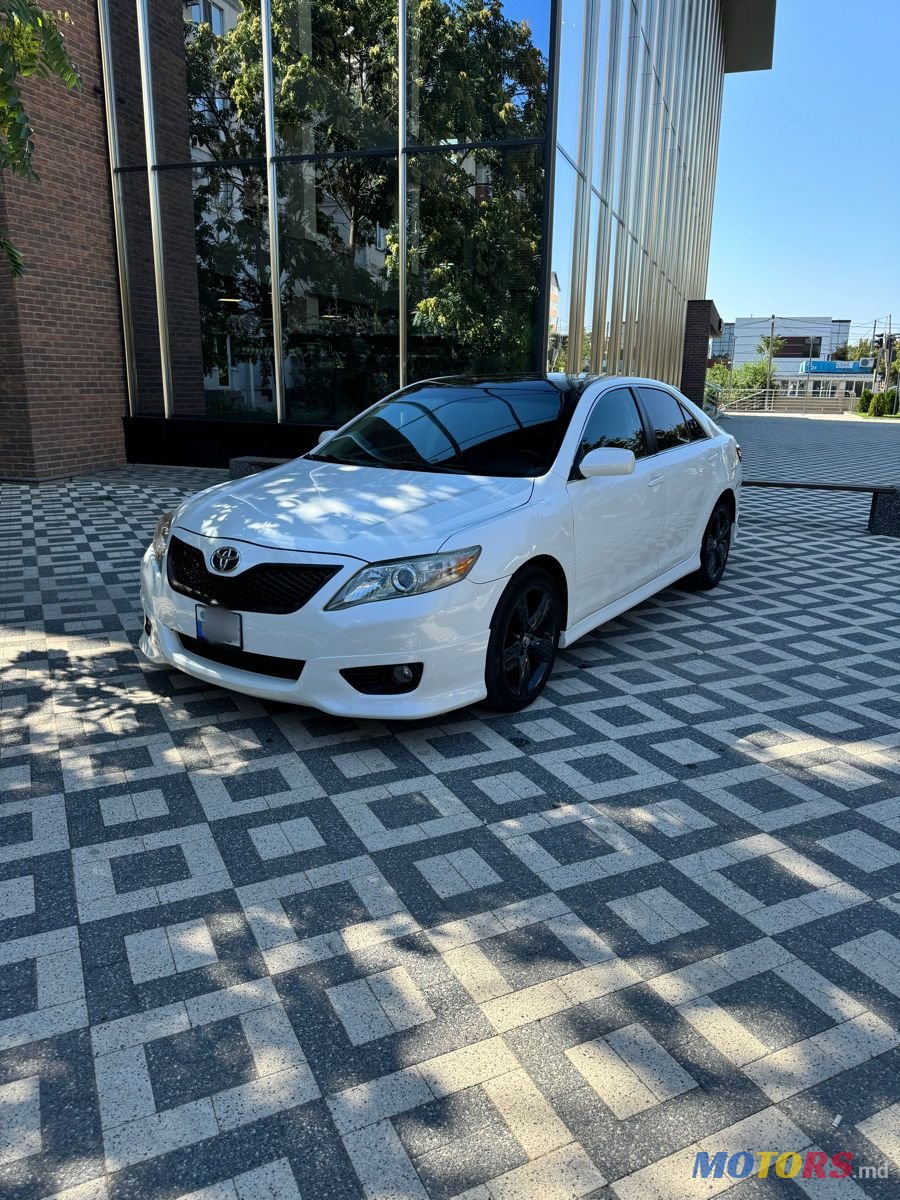2010' Toyota Camry photo #1