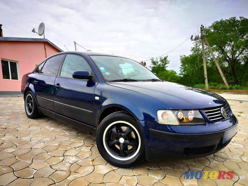 1998' Volkswagen Passat photo #3