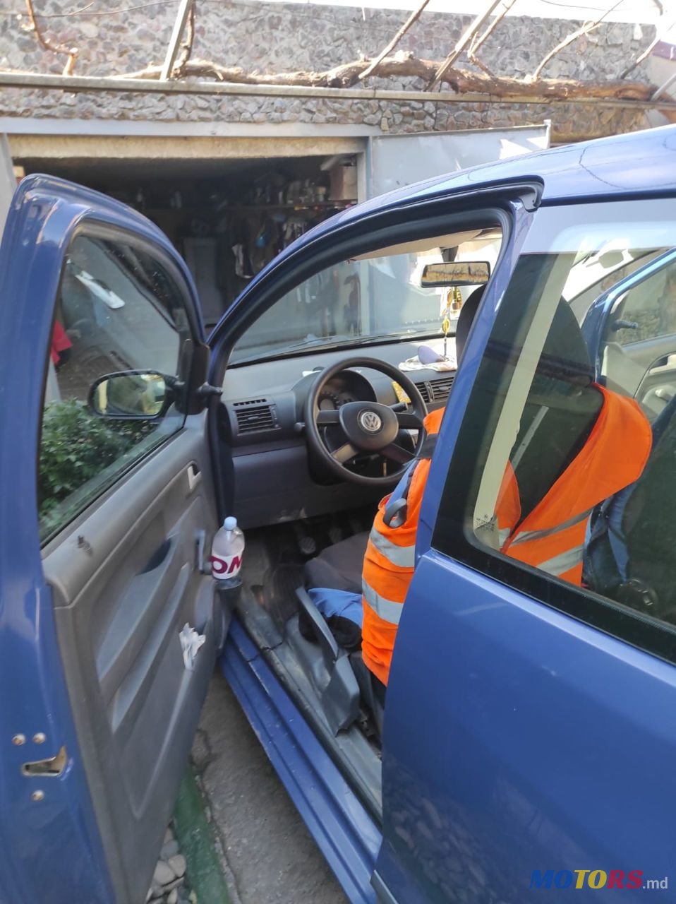 2006' Volkswagen Fox photo #2