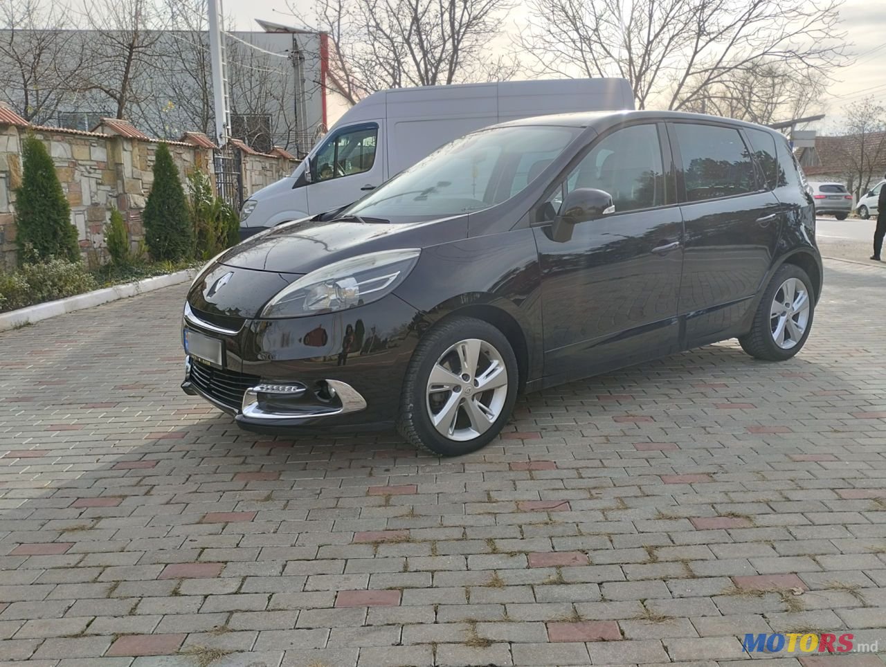 2013' Renault Scenic photo #3