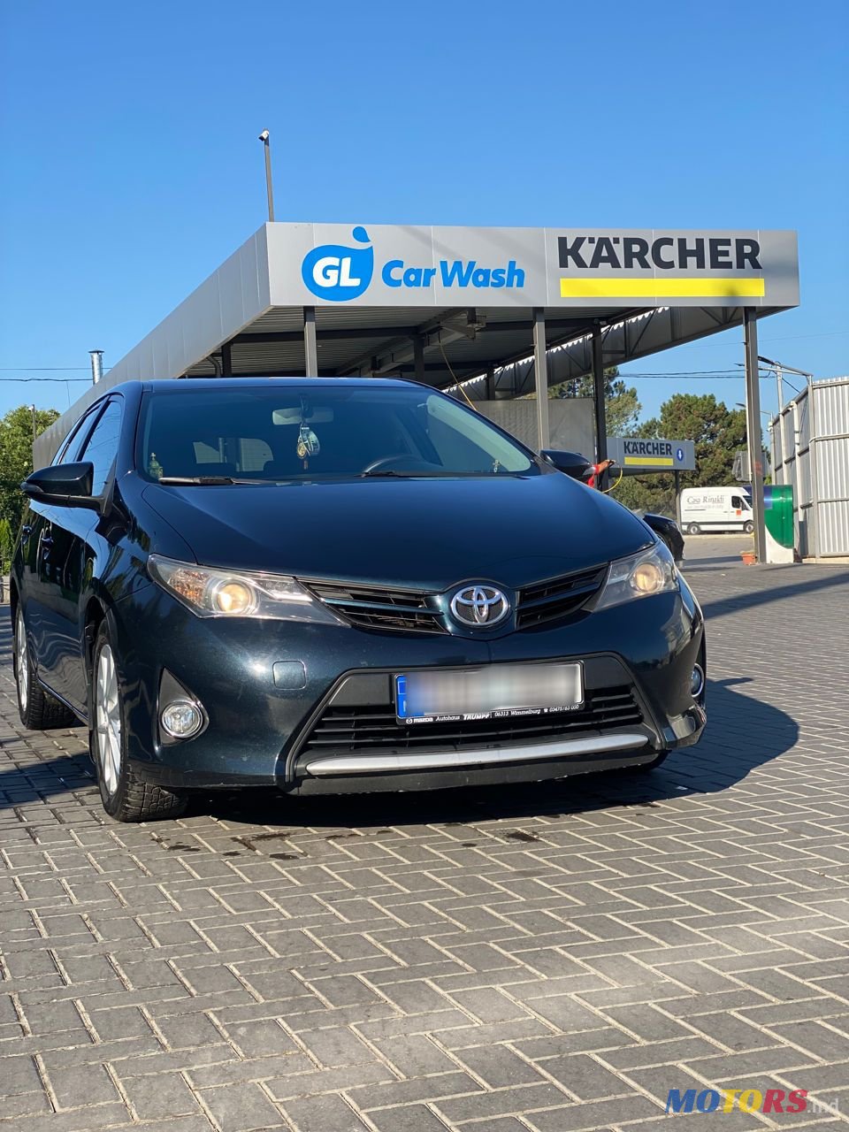 2014' Toyota Auris photo #1