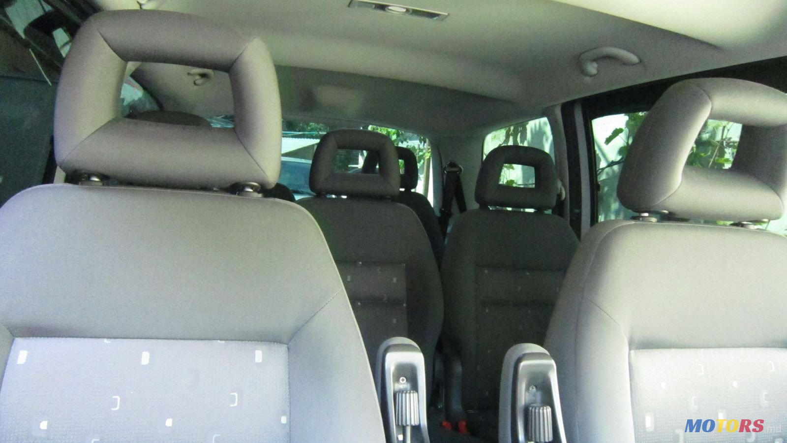 2008' Volkswagen Sharan photo #5