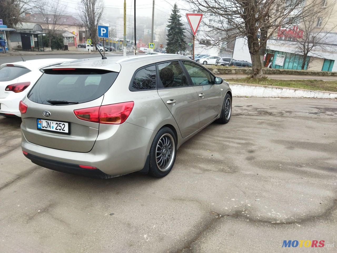 2014' Kia Ceed photo #4