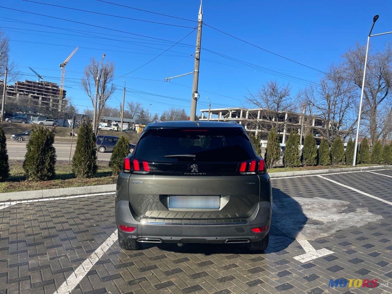 2018' Peugeot 5008 photo #2