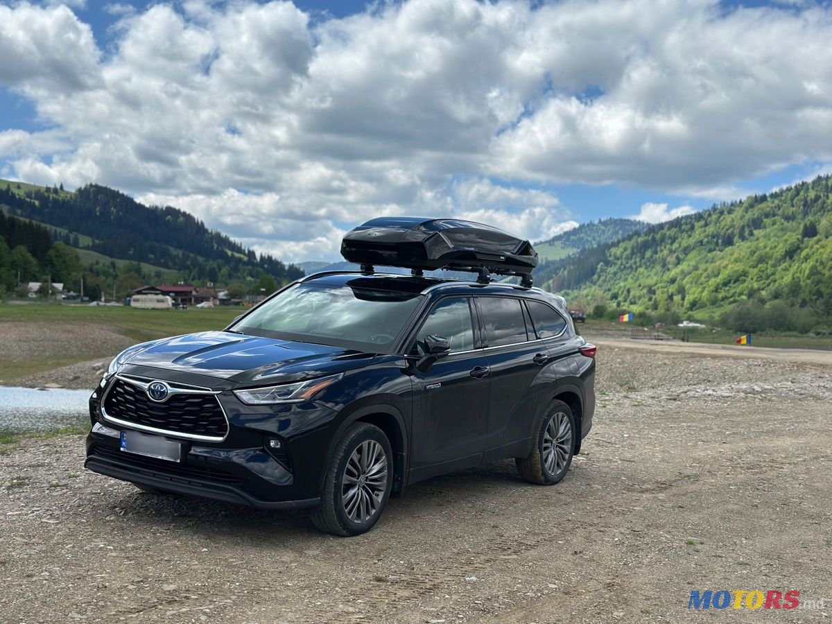 2021' Toyota Highlander photo #4