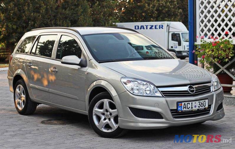 2009' Opel Astra photo #2