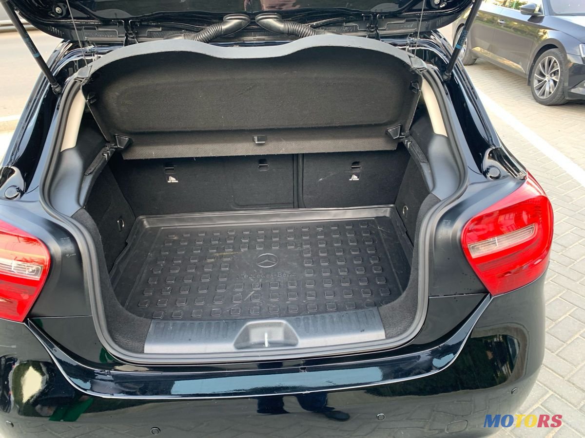 2013' Mercedes-Benz A Класс photo #4