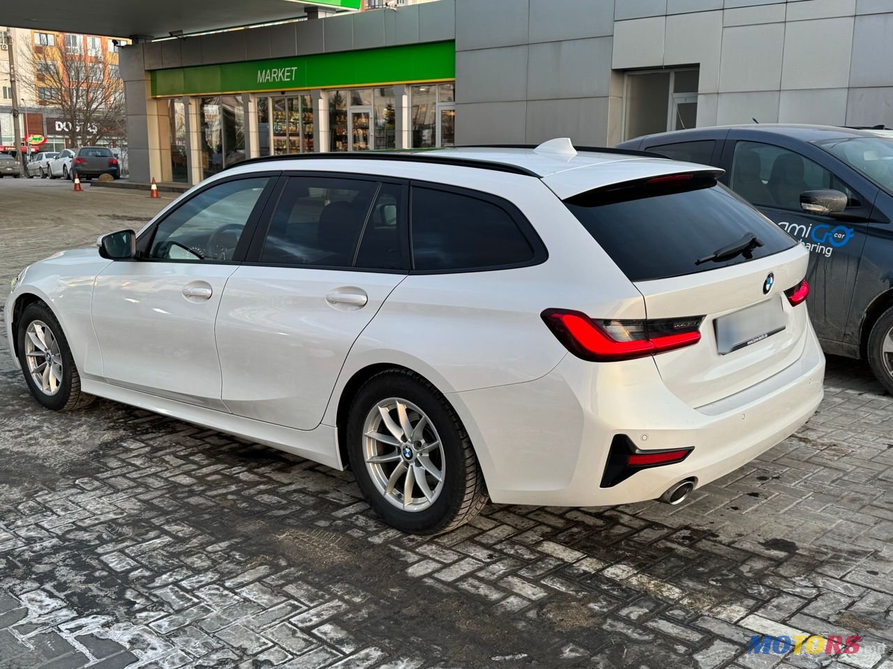2020' BMW 3 Series photo #5