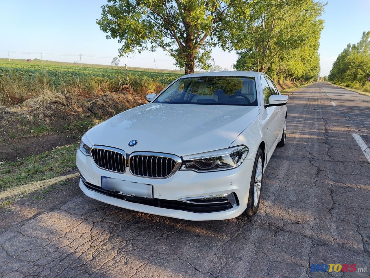 2019' BMW 5 Series photo #5