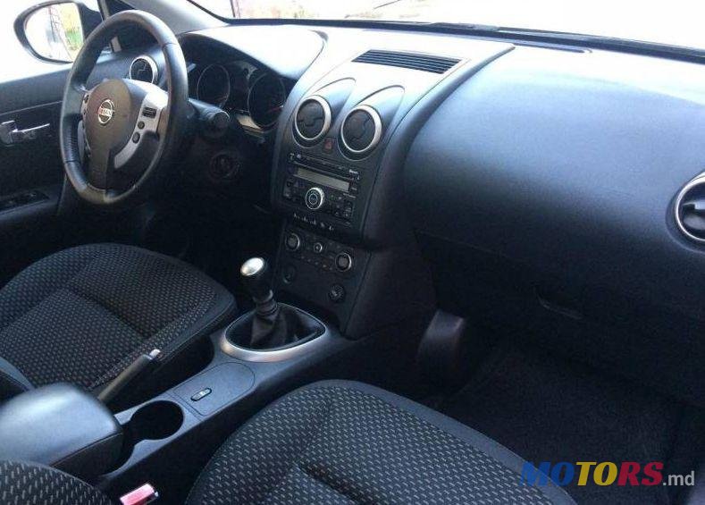 2009' Nissan Qashqai photo #2