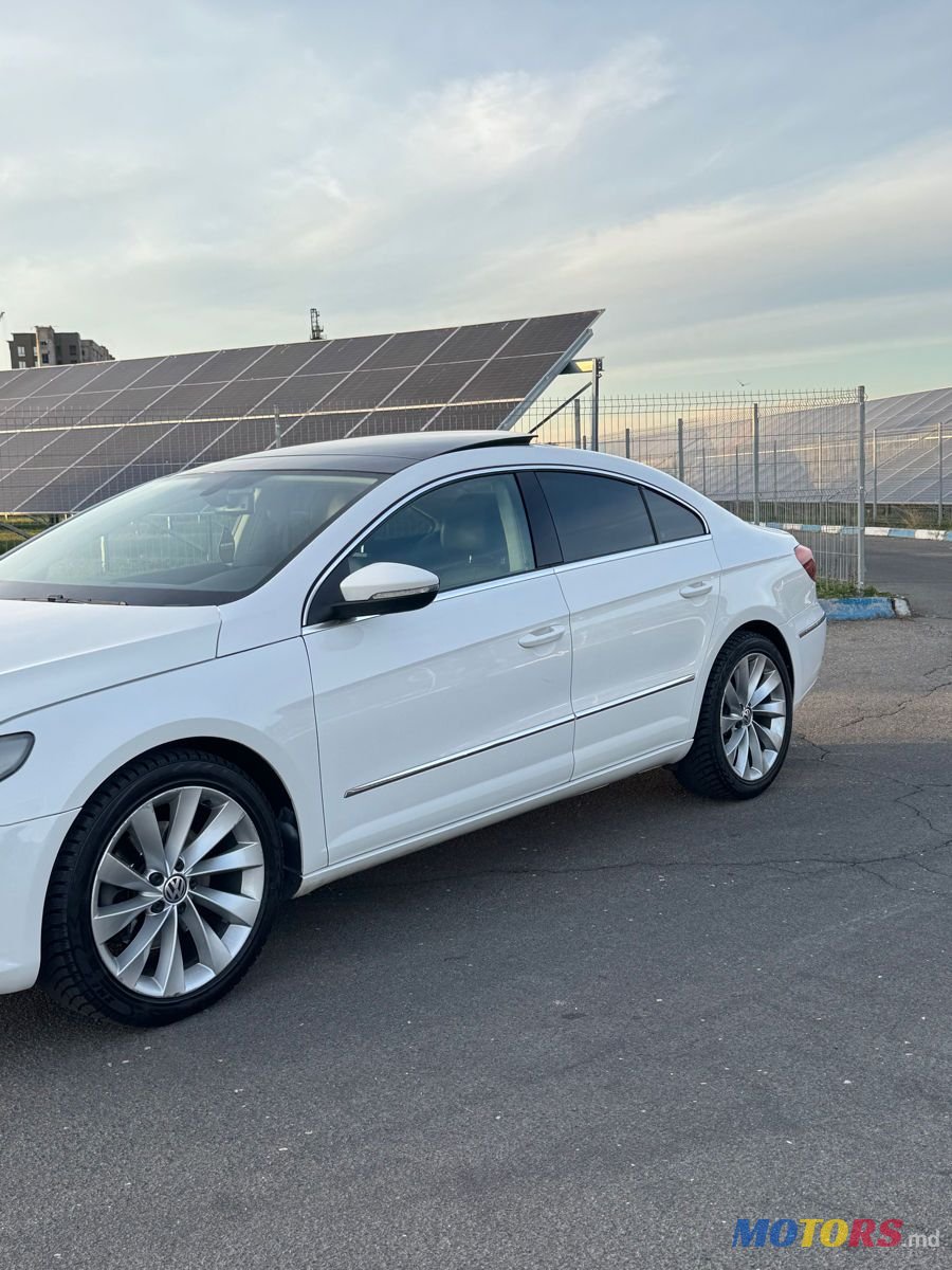 2014' Volkswagen Passat photo #6