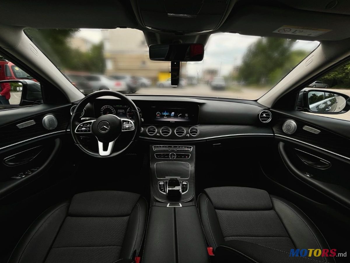2019' Mercedes-Benz E-Class photo #4