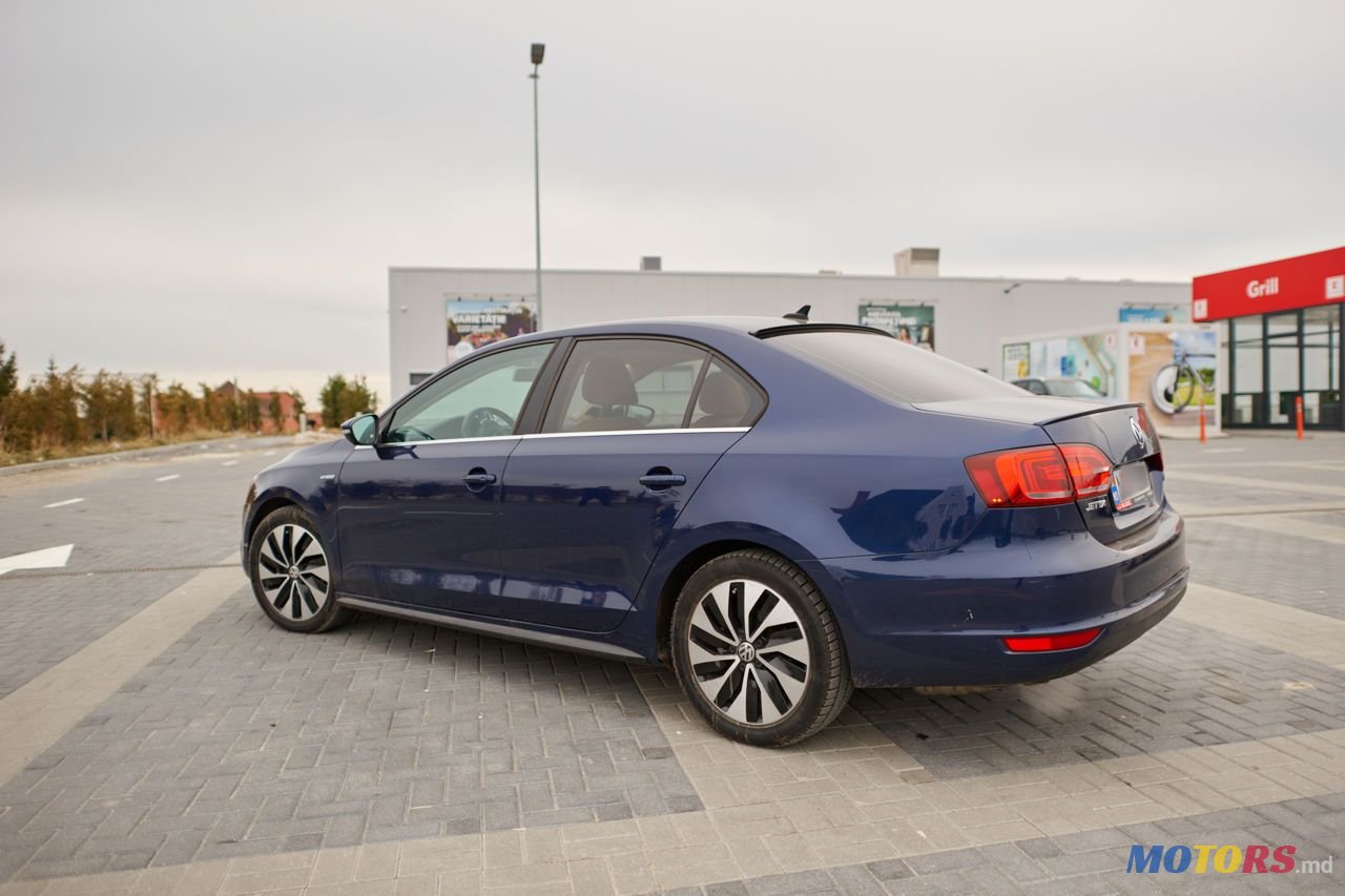 2013' Volkswagen Jetta photo #5
