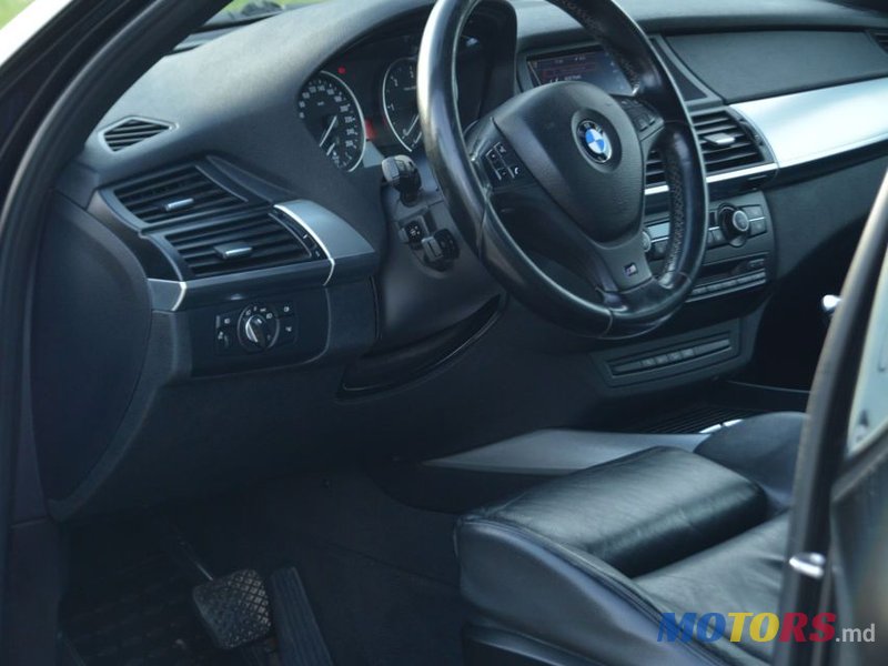 2010' BMW X5 photo #5