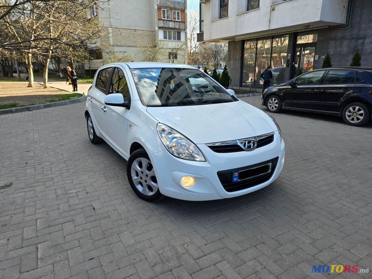 2010' Hyundai i20 photo #1