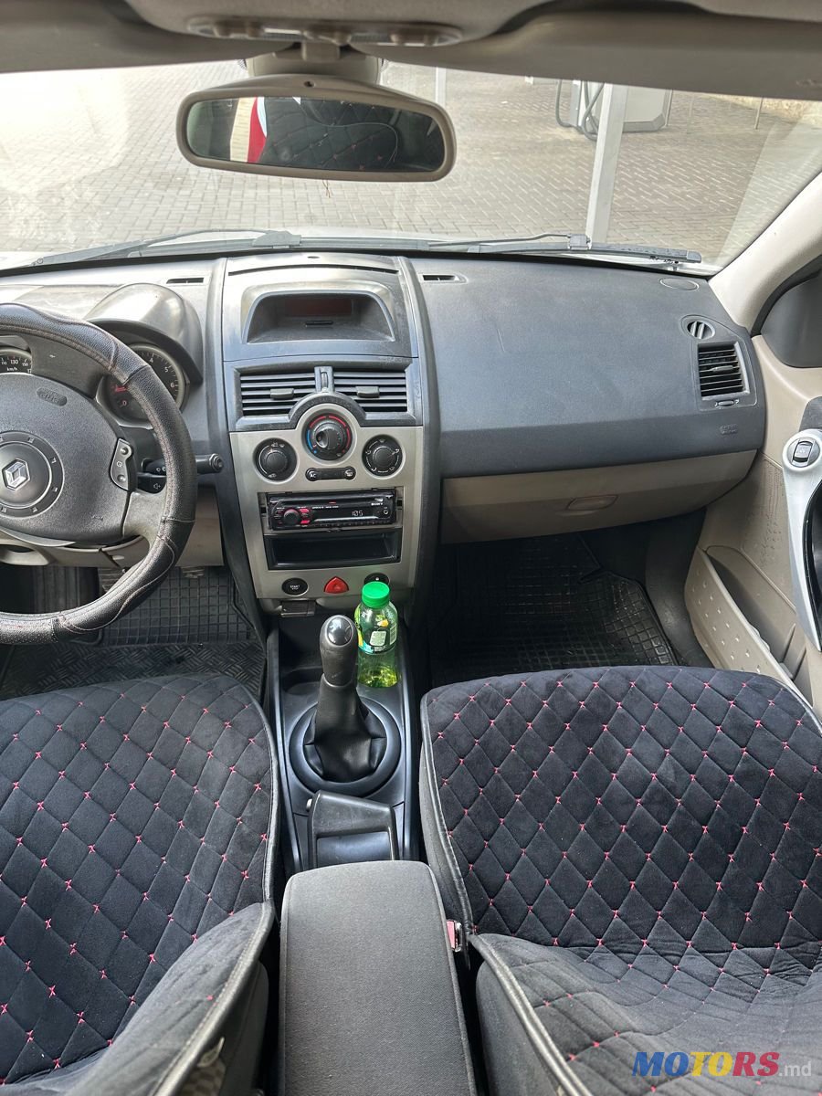 2004' Renault Megane photo #5