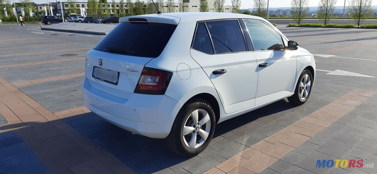 2016' Skoda Fabia photo #3