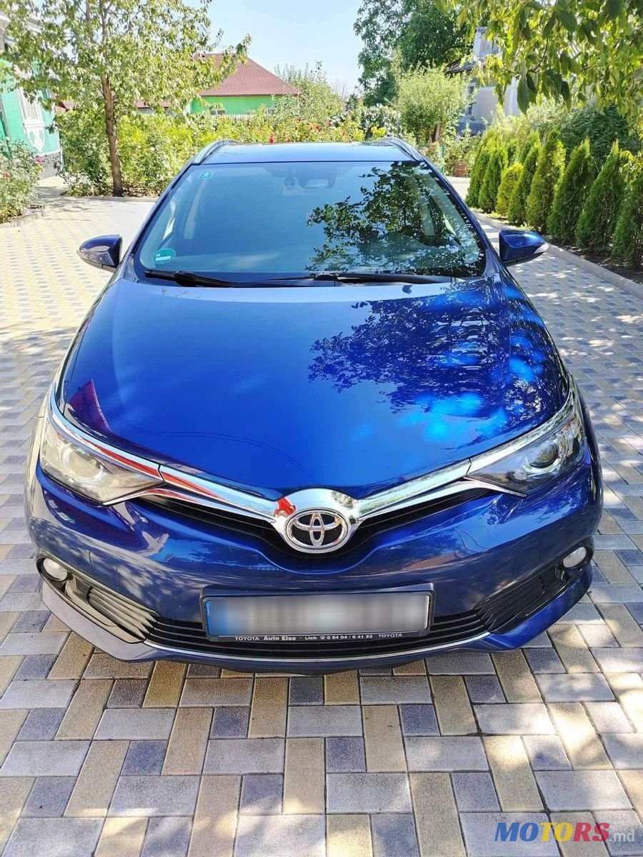 2016' Toyota Auris photo #1