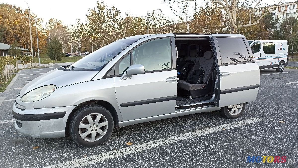 2004' Peugeot 807 photo #4