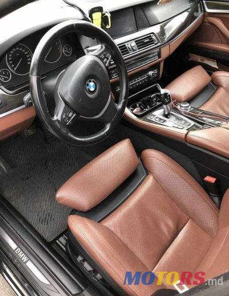 2012' BMW 5 photo #1
