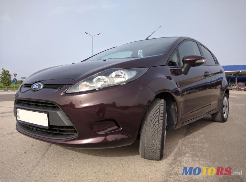 2010' Ford Fiesta photo #1