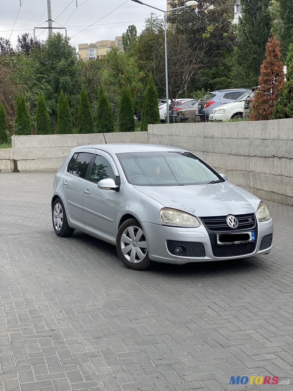 2005' Volkswagen Golf photo #1