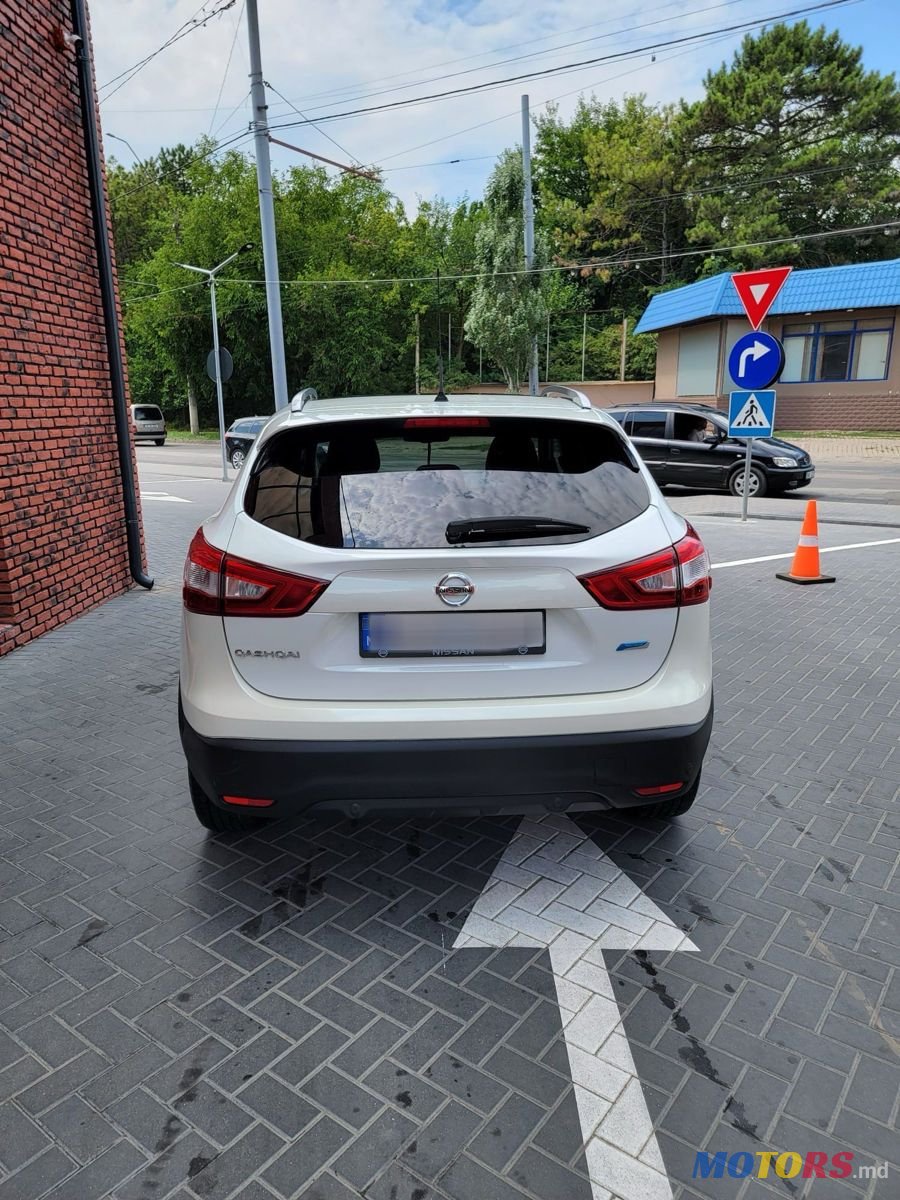 2015' Nissan Qashqai photo #2