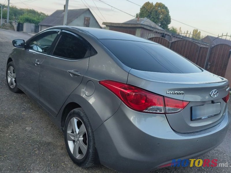 2012' Hyundai Elantra photo #5