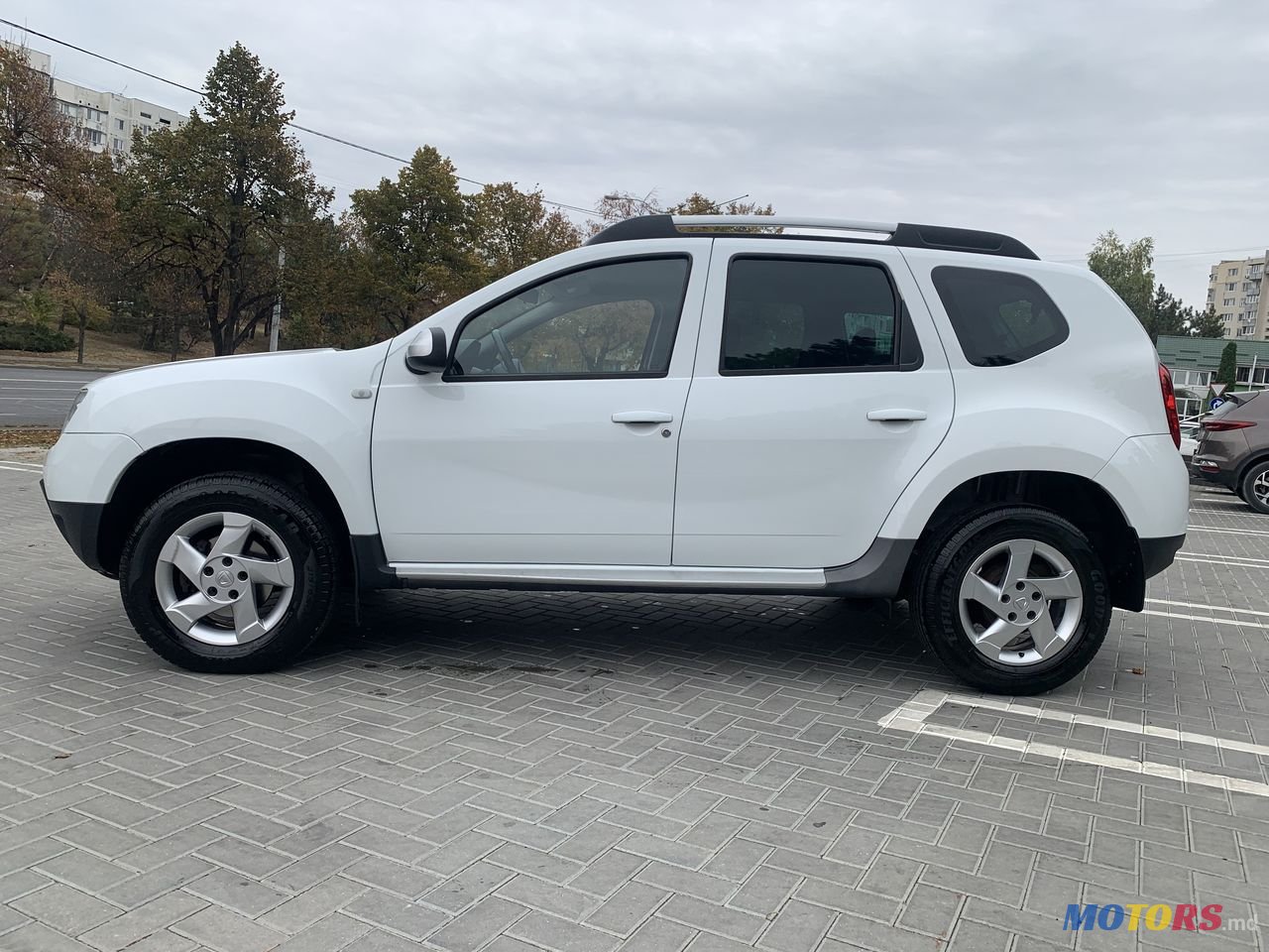 2012' Dacia Duster photo #2