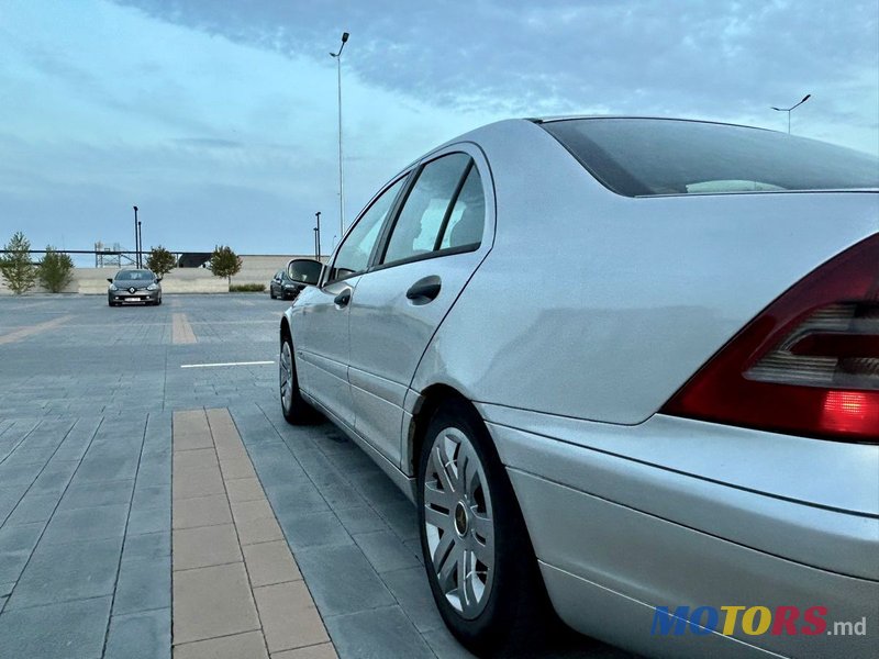 2003' Mercedes-Benz C-Class photo #6