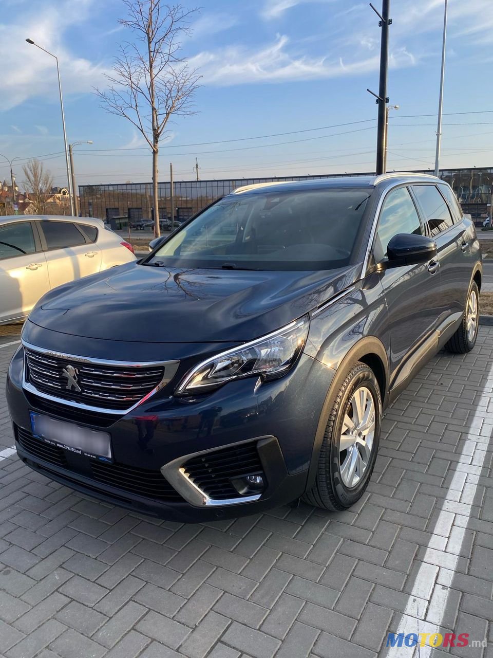 2019' Peugeot 5008 photo #4