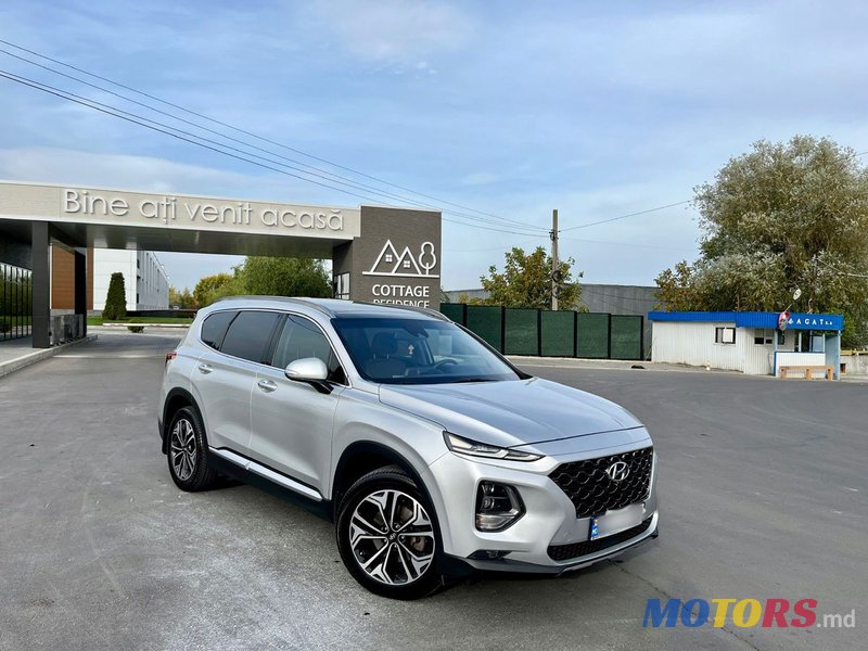2019' Hyundai Santa Fe photo #1