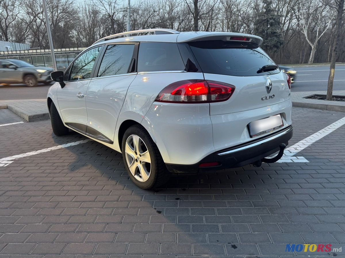 2015' Renault Clio photo #5