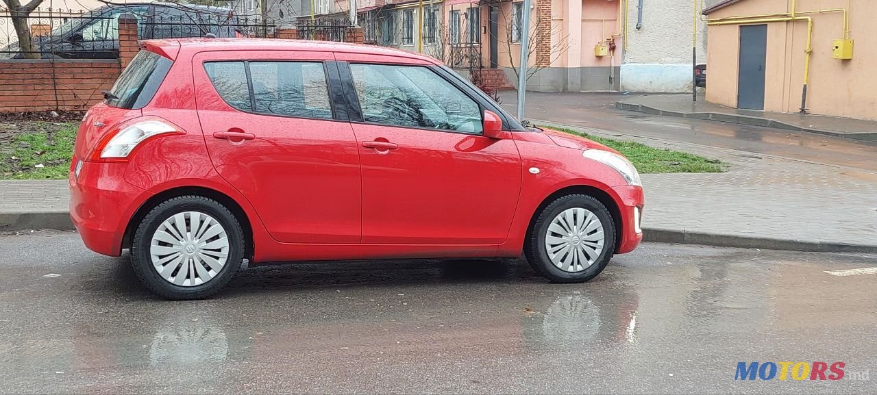 2013' Suzuki Swift photo #3