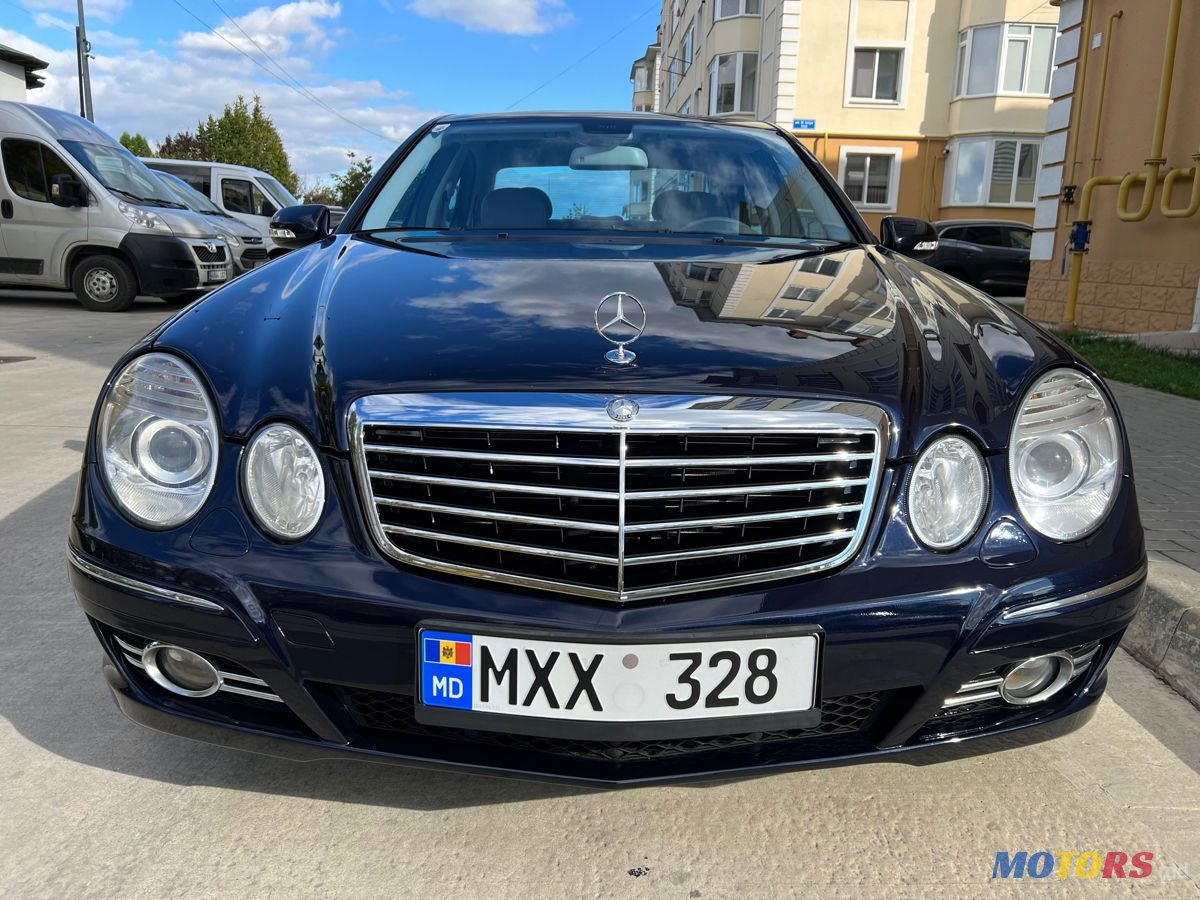 2008' Mercedes-Benz E Класс photo #2
