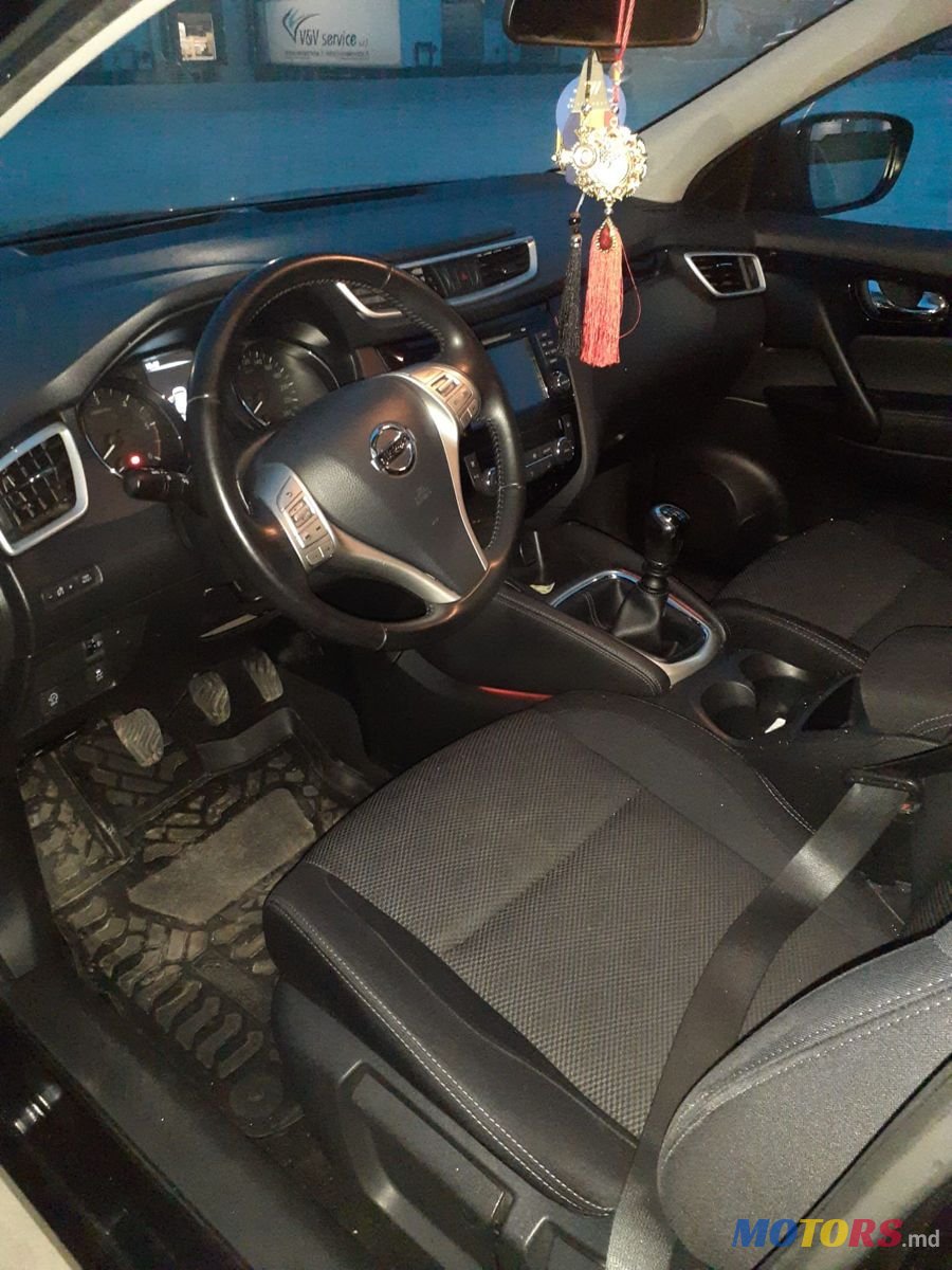2015' Nissan Qashqai photo #1