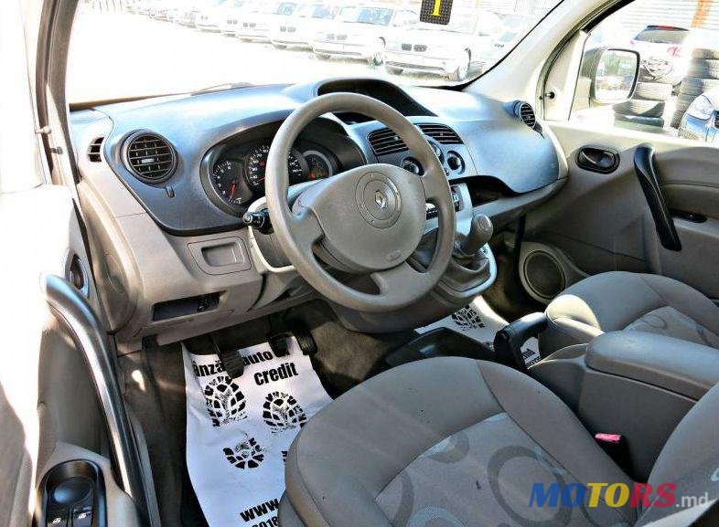 2010' Renault Kangoo photo #2