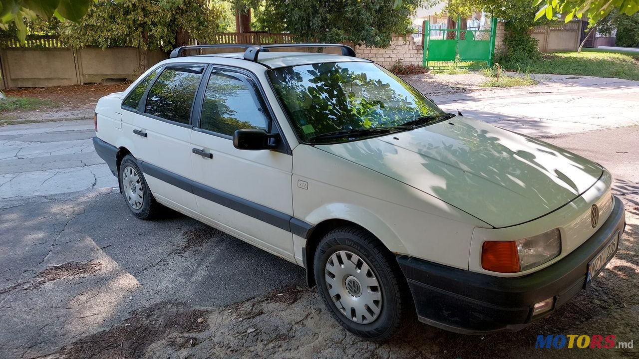 1988' Volkswagen Passat photo #1